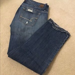 American Eagle crops, distressed pockets, size 4
